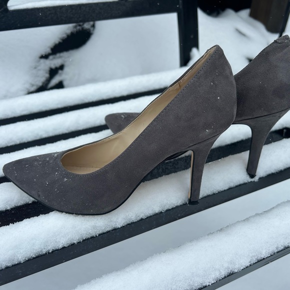 Elegant Gray Women's Heels - Picture 1 of 3